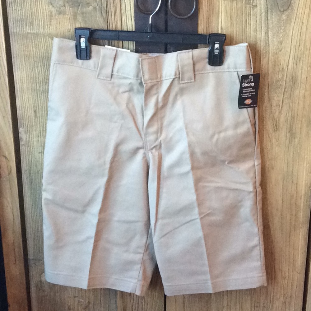NWT Dickies Khaki Shorts